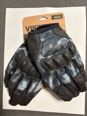Viktos Men’s Small Tactical Gloves - Black & Grey Star Pattern